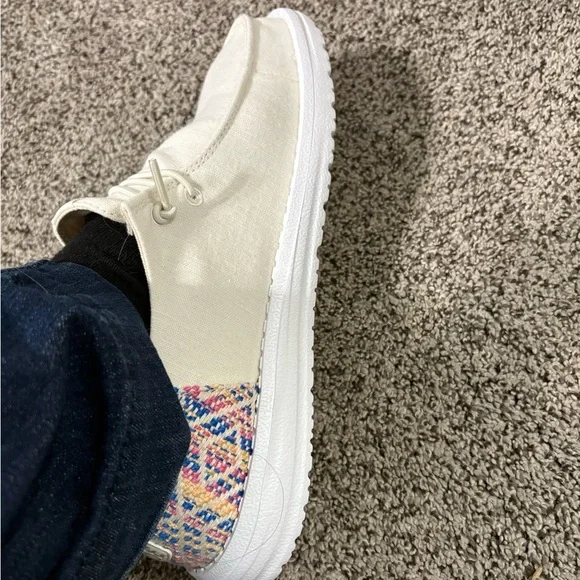 Hey Dude Off-White Loafers - Picture 2 of 3